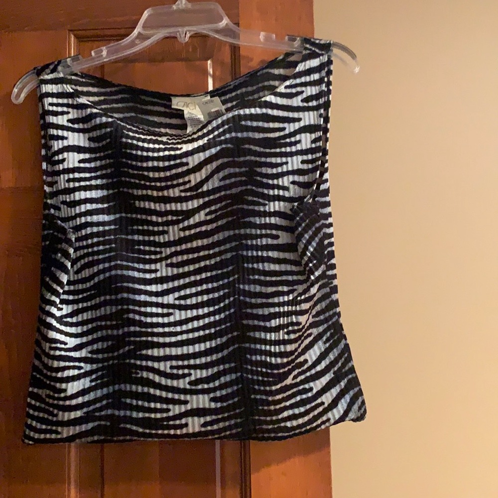 Cache boat neck zebra tank - NWT